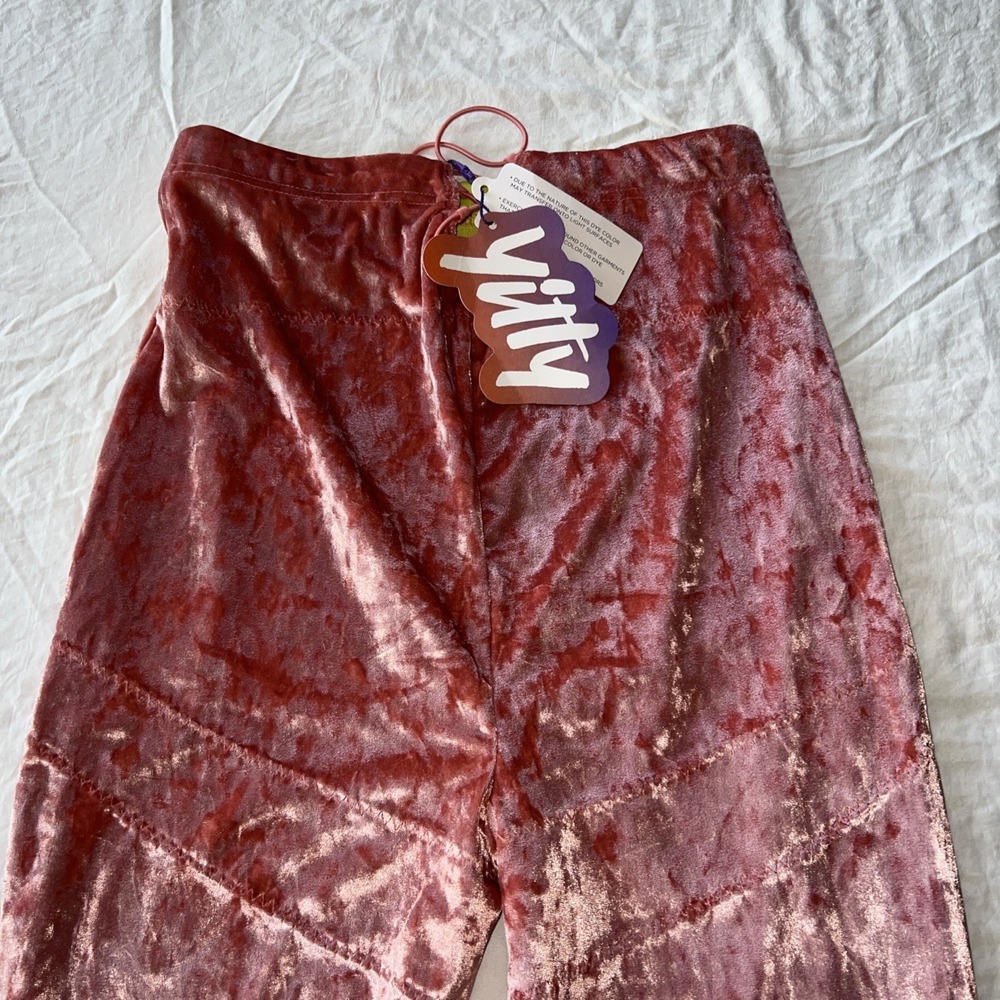 Yitty Plusshy High Waist Shaping Leggings Size Large Pink Velour Velvet NWT - Picture 2 of 6